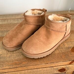 UGG Tan Boots with Cream Fur
